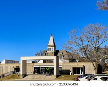 Yonkers, NY - USA - Feb 27, 2022 Wide View To The Entrance Of The Hudson River Museum, An Art Museum, As Well It Has Exhibits On The History, Science And Heritage Of The Region.