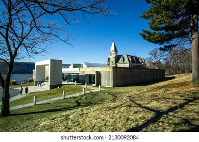 Yonkers, NY - USA - Feb 27, 2022 Wide Three Quarter View To The Entrance Of The Hudson River Museum, An Art Museum, As Well It Has Exhibits On The History, Science And Heritage Of The Region.