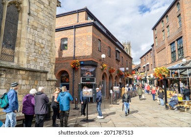 York, UK - September 26 2021: People Queuing For The Jorvik Viking Centre, York, England