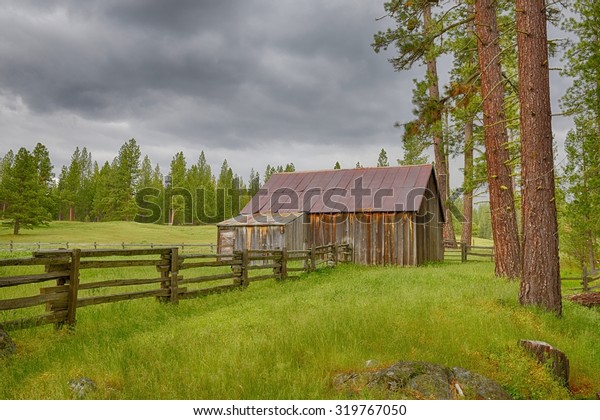 Yosemite Cabin Yosemite National Park California Stock Photo Edit