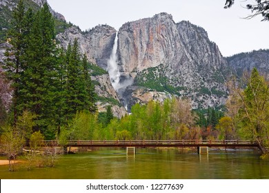 Yosemite Fall in Yosemite National Park