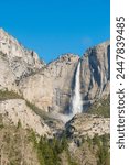 Yosemite Falls, Yosemite National Park, UNESCO World Heritage Site, California, United States of America, North America