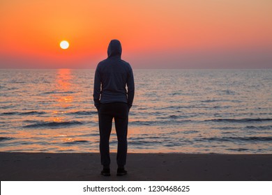 1,328 Man staring at ocean Images, Stock Photos & Vectors | Shutterstock