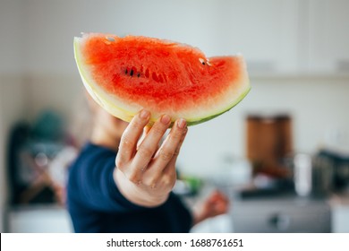 14,413 Woman holding watermelon Images, Stock Photos & Vectors ...