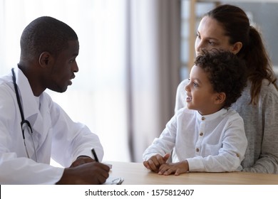 65,614 Patient family doctor Images, Stock Photos & Vectors | Shutterstock