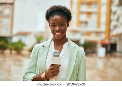 359 Black girl using microphone Images, Stock Photos & Vectors ...