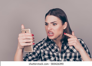 328,518 Angry young woman Images, Stock Photos & Vectors | Shutterstock