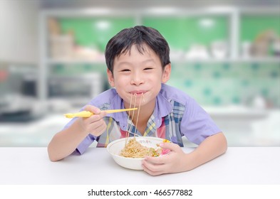 977 Chinese boy eating noodles Images, Stock Photos & Vectors ...