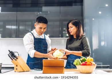 17,657 Cooking together asian Images, Stock Photos & Vectors | Shutterstock