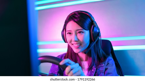 Young Asian Pro Gamer Girl Play Stock Photo 1791192266 | Shutterstock