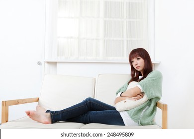 寂しい女性 Images Stock Photos Vectors Shutterstock