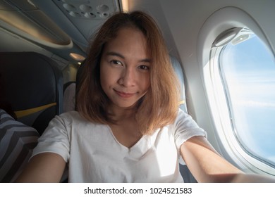 2,810 Airport selfie Images, Stock Photos & Vectors | Shutterstock