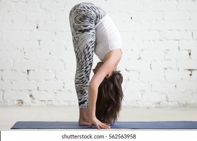 2,384 Standing forward bend Images, Stock Photos & Vectors | Shutterstock