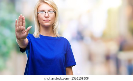 ImagesStock Ban Photosamp; Blonde VectorsShutterstock 7bgf6y