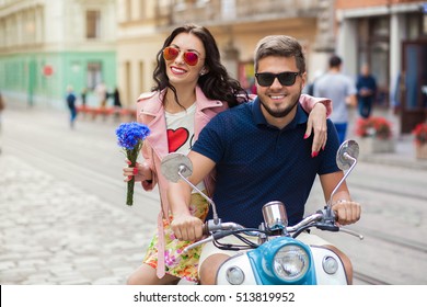 26,437 Man woman on motorcycle Images, Stock Photos & Vectors ...