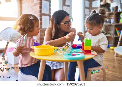 1,741 Kids Eating With Teachers Images, Stock Photos & Vectors ...