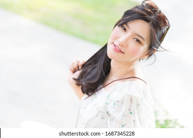 https://image.shutterstock.com/image-photo/young-beautiful-woman-portrait-outdoors-260nw-1687345228.jpg