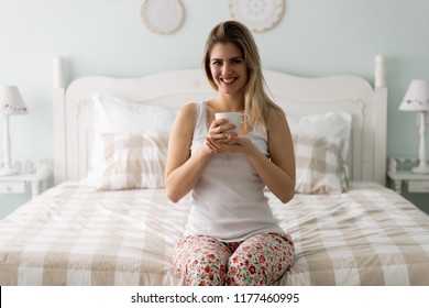 Cuarto Oscuro Images, Stock Photos & Vectors | Shutterstock Cuarto Oscuro Images, Stock Photos & Vectors | Shutterstock