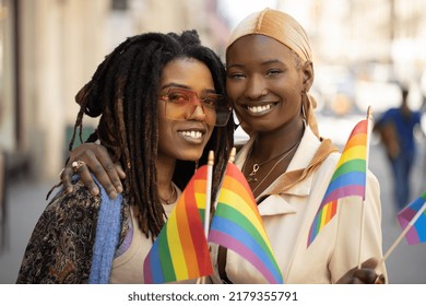 Young Black Women Same Sex Couple Smiling Happy On A City Street