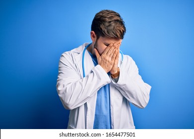 58,802 Sad Doctor Images, Stock Photos & Vectors | Shutterstock