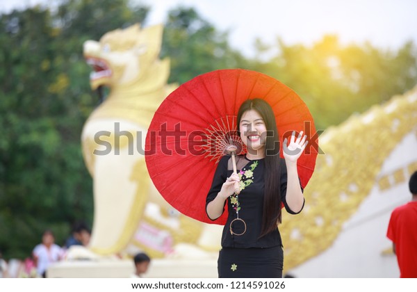 burmese women