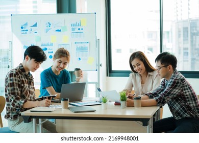 Young Business Finance Teams In Asia Work Together In Project Brainstorming Sessions. Plan A Strategy Small Start Up Company Or Office Collaboration Ideas