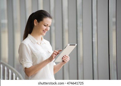 974 Ipad stand Images, Stock Photos & Vectors | Shutterstock