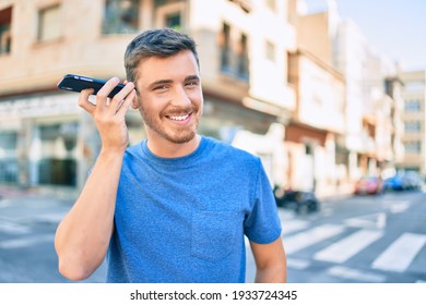 566,090 Man on call Images, Stock Photos & Vectors | Shutterstock