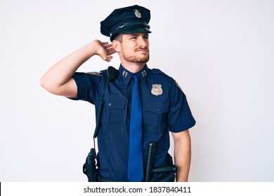 728 Confused police man Images, Stock Photos & Vectors | Shutterstock