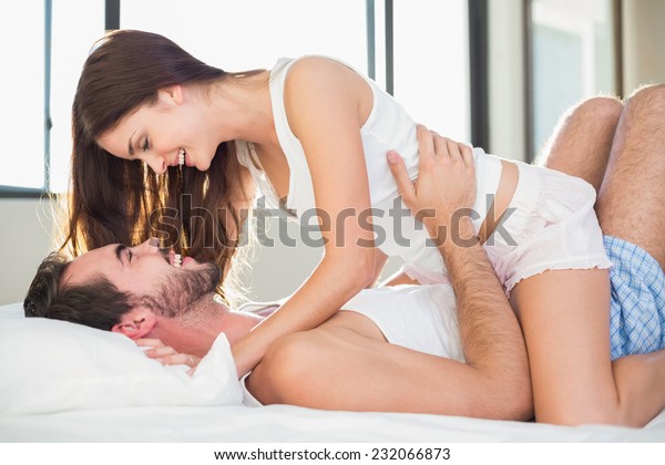 Young Couple Having Fun Bed Home Stockfoto Jetzt Bearbeiten