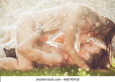 Lesbian Nude Mud Bath - ã‚»ãƒƒã‚¯ã‚¹ è‡ªç”± Images, Stock Photos & Vectors | Shutterstock