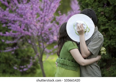 87,086 Young Couple Kissing In The Park Images, Stock Photos & Vectors ...