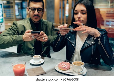 influencer, cafe, food, donut, coffee, cafe cell phone camera