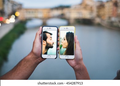 Couple Kissing Phone Images Stock Photos Vectors Shutterstock