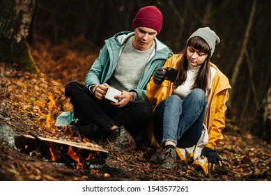 224 Couple drinking tea rain Images, Stock Photos & Vectors | Shutterstock