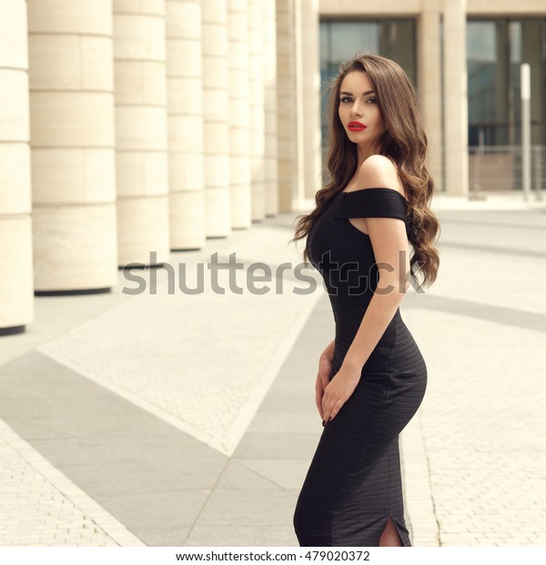 Young Elegant Girl Posing City Street Stock Photo 479020372 | Shutterstock