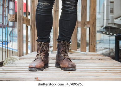 cowboy boots with black jeans