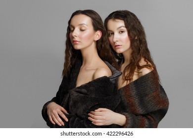 Young Fashion Twins Sister Embosom Her Stock Photo 422296426 | Shutterstock