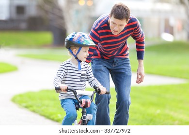 33,885 Bike Training Wheels Images, Stock Photos & Vectors | Shutterstock