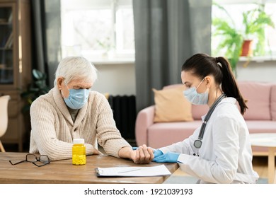 Arzthelferin Hd Stock Images Shutterstock