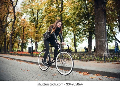 fixie bike girl