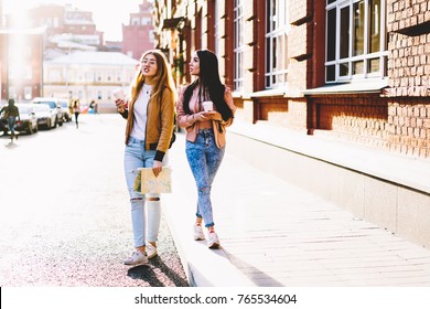 Young Female Teenagers Enjoying Tour Together Stock Photo 765534604 ...