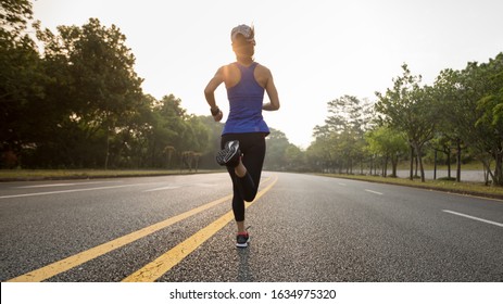 14,554 Woman running away Images, Stock Photos & Vectors | Shutterstock