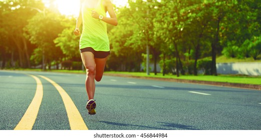 25,805 Runner yellow Images, Stock Photos & Vectors | Shutterstock