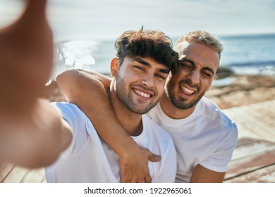 幸せなカップル の画像 写真素材 ベクター画像 Shutterstock