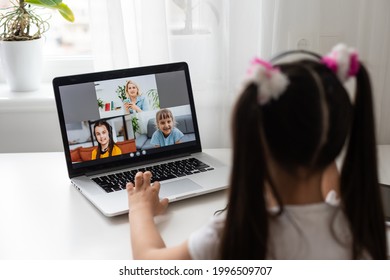 69,274 Kids Using Computers Images, Stock Photos & Vectors 