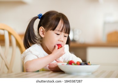 Taste That Strawberry! Free Stock Photo | picjumbo