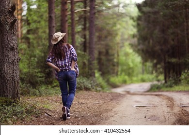 702 Forest ranger woman Images, Stock Photos & Vectors | Shutterstock