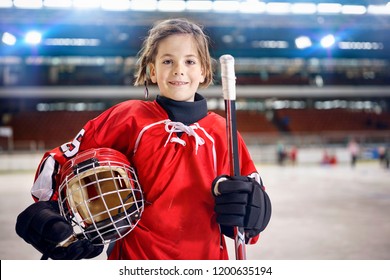 young girl hockey players in ice