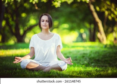 Young Girl Lotus Pose Stock Photo 261148745 | Shutterstock